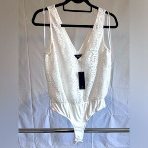 Effortless Dream Ivory Lace V-Neck Bodysuit